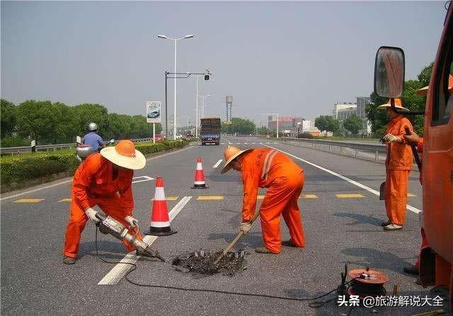 同樣用“瀝青”鋪路，為啥中國的時常翻修，日本的卻嶄新如初？