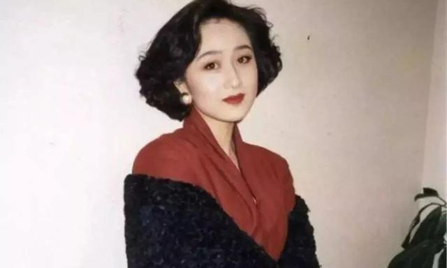 娱乐圈里曾被誉为“梦中情人”的十二位女星，