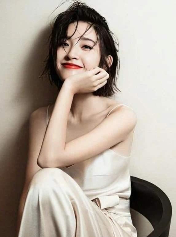 唐艺昕顺利产女，预产期正常！？两人升级成三