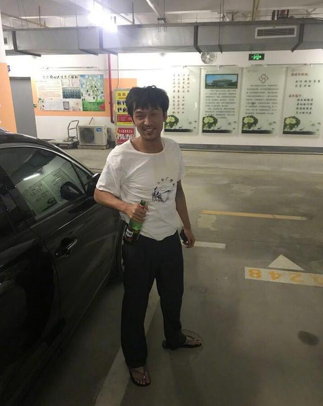 35岁后男星颜值大跌？陈冠希满脸黑斑，邓超像大爷，胡歌似流浪汉