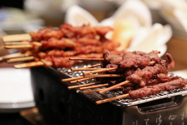 无烧烤不夏天，广州恒大酒店推出毕业季烧烤主题自助餐