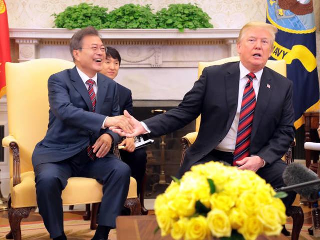 韩国这次选择中国？文在寅抵住美国压力，特朗普这回失算了