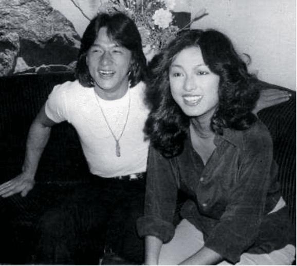 米雪被成龙“痴恋”8年，成弃妇后怒拍风月片，