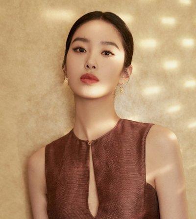 女星“男友义父”哪家强，成人典礼告诉你！