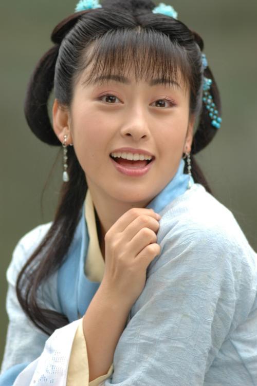 64岁的张铁林：曾有7段感情3个孩子，为何如今仍