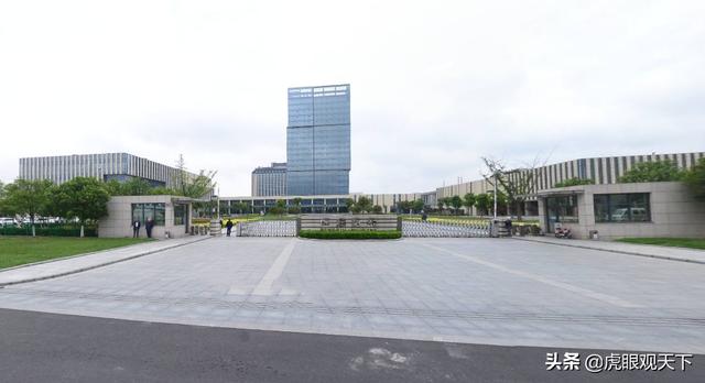 连云港恒瑞医药多名高管集体辞职 公司称因年龄问题没有其他原因