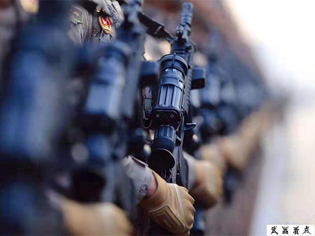 最新型QBZ-1（x）式自动步枪，95的缺点都在新步枪