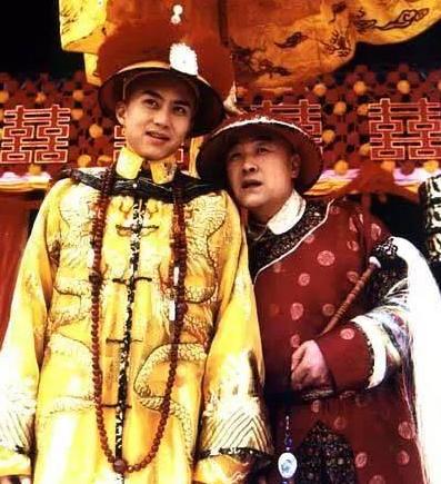 “太监专业户”李建义往事：带姑姑娶媳妇，欠老师几斤粮还一辈子