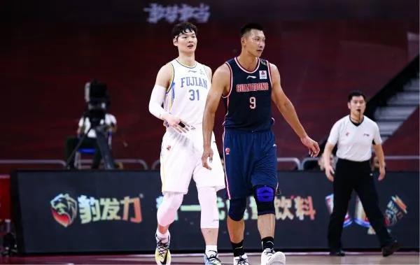 狂言君：从绿箭联到真大哥