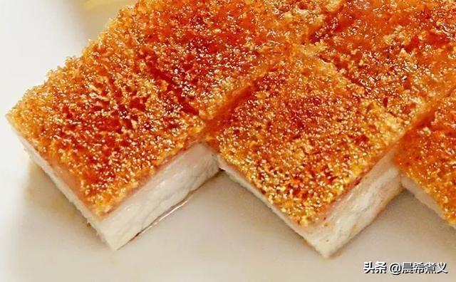 在家如何做广式脆皮烧肉？这3点是关键，皮脆肉嫩，香浓又美味