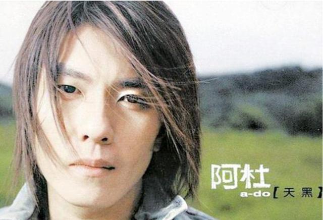 他曾一手捧红林俊杰，却在大火时退出歌坛，如