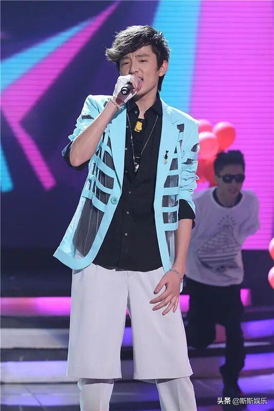 于小彤贾宝玉即巅峰？但他并不满足，在演员这