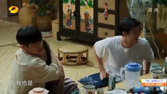 欧阳娜娜失控痛哭“突躲何炅怀中”!崩溃自揭心情低落:每天睡不着