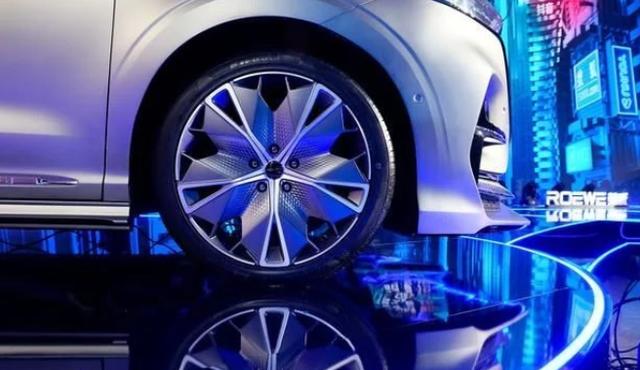 ����������һ������������ �ɶ����ʳ�չ����������