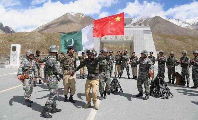 巴基斯坦陷入困境，却断然拒绝中国帮助，背后