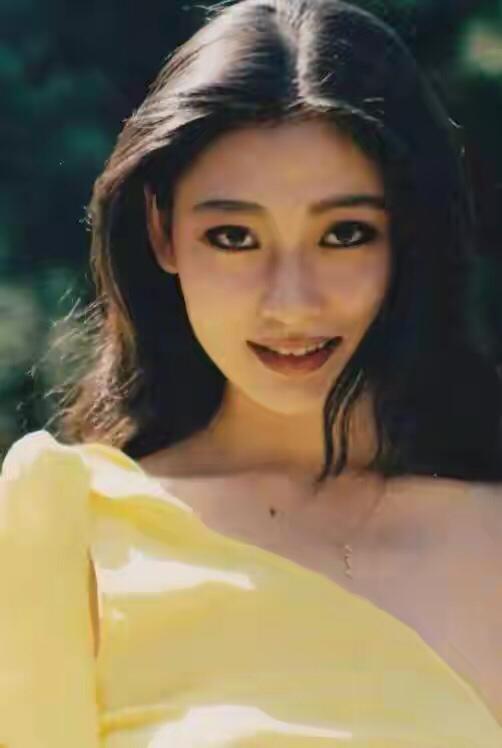 王志文早年疑似家暴徐帆，和众多80后女神传绯闻