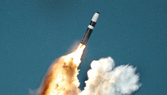 Ӣ������Ϊ�����������������˵�ͷҪ��������Ǯ ����Ա�ܾ���