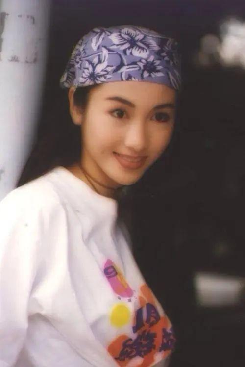 14岁出道，嫁给大15岁的“残疾”富豪，黎姿的传奇人生