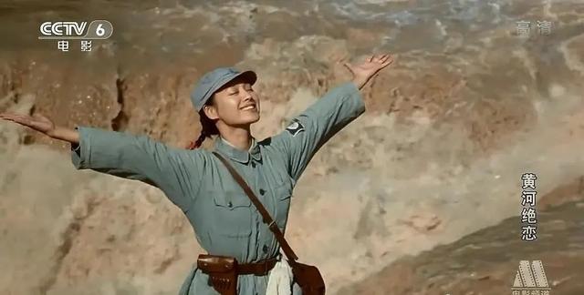 48岁逆龄出道，翻遍中国影史，也找不出这样“乘风破浪的姐姐”