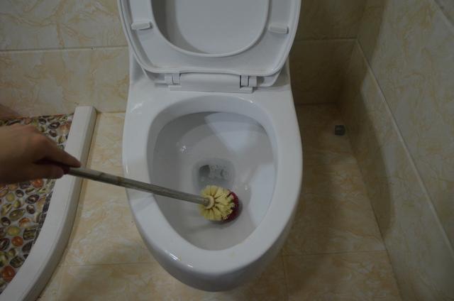 洗衣粉和食盐混合在一起，用途真厉害，一年能省不少钱，涨知识了