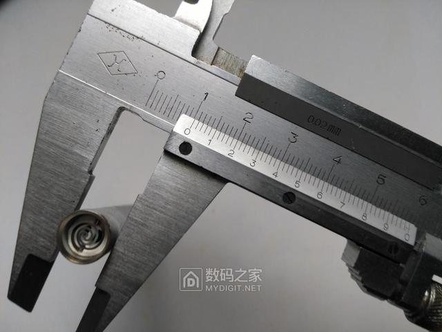 轻轻一吹即可点燃，现代火折子USB充电打火机拆