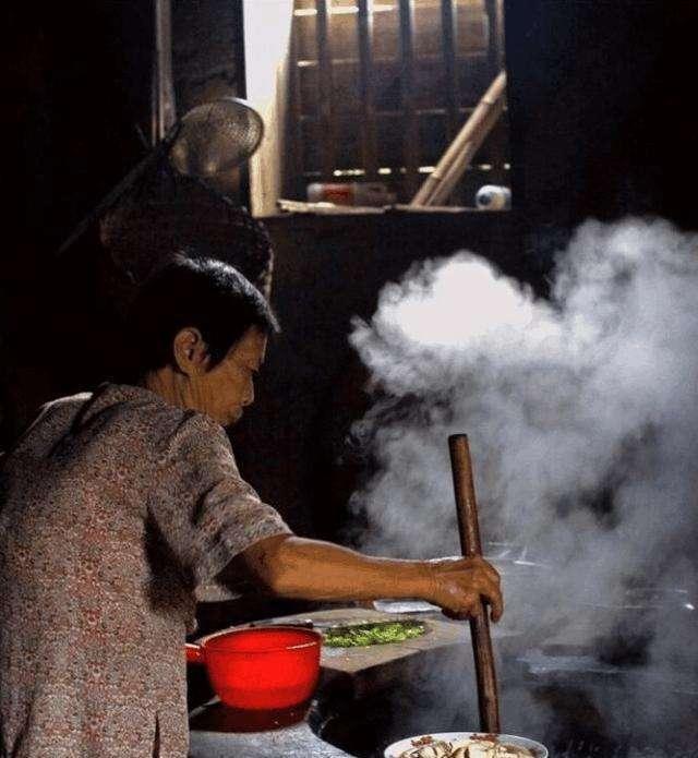 我最伟大的母亲，我想写篇文章给你：祝天下的母亲，母亲节快乐！