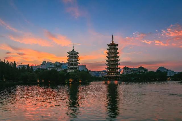 人均不到500，被央视点赞！这座城市随便一张风景照都是屏保