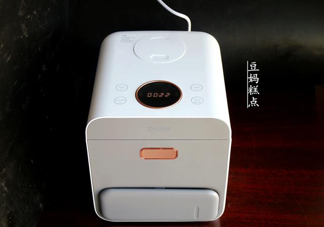 五花肉最简单的做法，一拌一蒸，不油不腻，孩子抢着吃