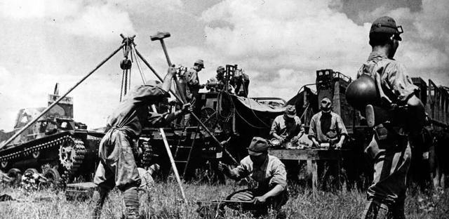 敌后游击队（少见的抗战图集）