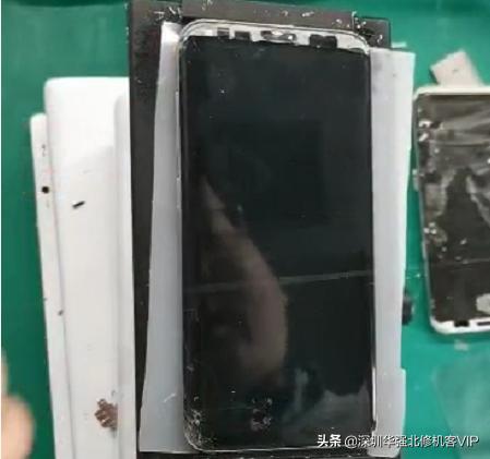 ​热分离曲面屏盖板 | 药水/钢丝/温度，你都做对了吗？