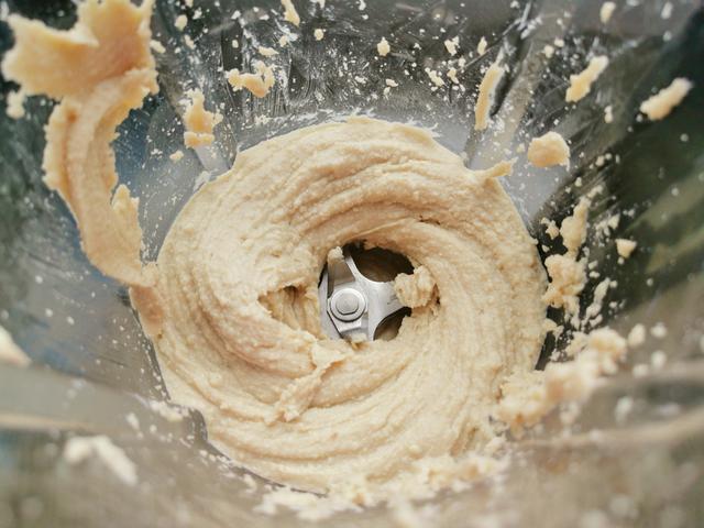 不用一滴水和油，5块钱做一碗花生酱，真材实料，味道香浓零添加