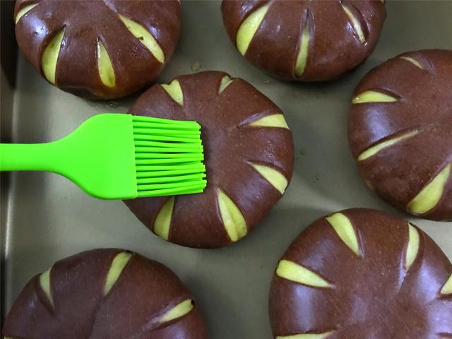 想吃面包不用买，配方秘诀告诉你，新手就能做，又香又软特好吃