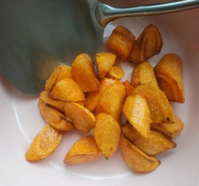 麻辣香锅鸡块，麻辣鲜香，好吃又下饭