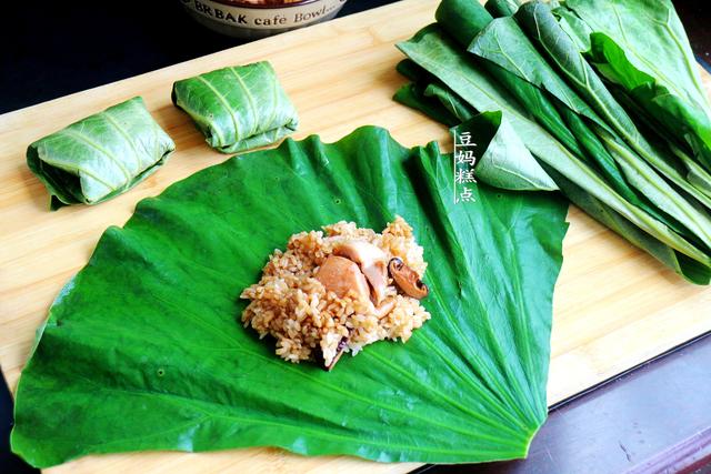 三伏天外出，遇到这叶子摘2片，一包一蒸，香到流口水