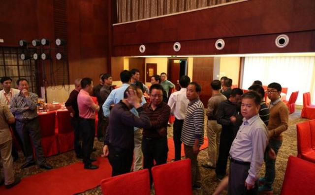 为啥现在搞同学聚会，都没人愿意出头当组织者