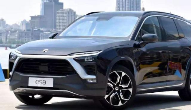 50万买辆“电动爹”？蔚来车主：冬天穿羽绒服、戴棉手套那种