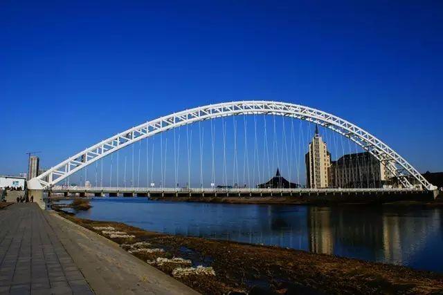 長(zhǎng)沙第一大美女原來(lái)長(zhǎng)這樣！數(shù)十萬(wàn)人跨省而來(lái)，只為看她一眼？