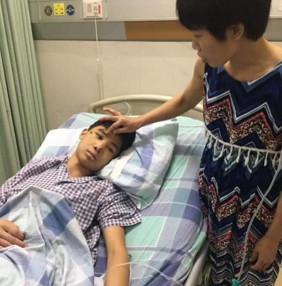 高二学生在东莞打工，被迫从二楼跳窗逃跑！网