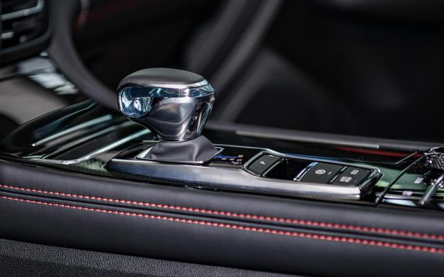 继红旗H9之后，新GA8也亮相了，车长超5米配2.0T，