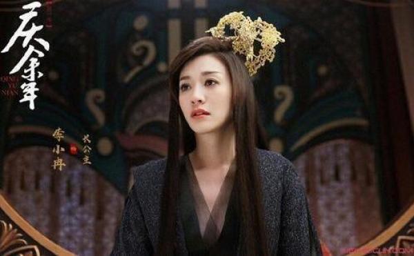 女演员为何普遍不愿演妈？王鸥一针见血，“雪