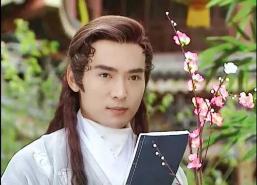 他是武侠剧第一男神，将上亿家产留给出轨的前妻，为何这么傻？