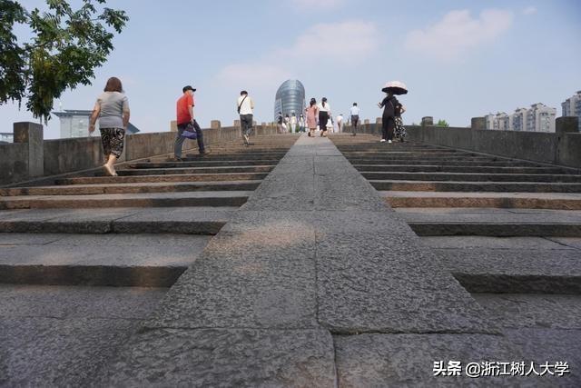 学会这些技巧，你也能拍出令人羡慕的“大片”