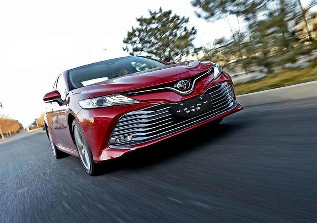 都是2.5L自然吸气发动机，丰田凯美瑞和马自达阿