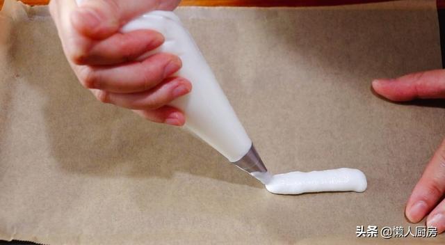 别只会给孩子买零食吃，用蛋清和米饭就能做米饼，没有添加剂