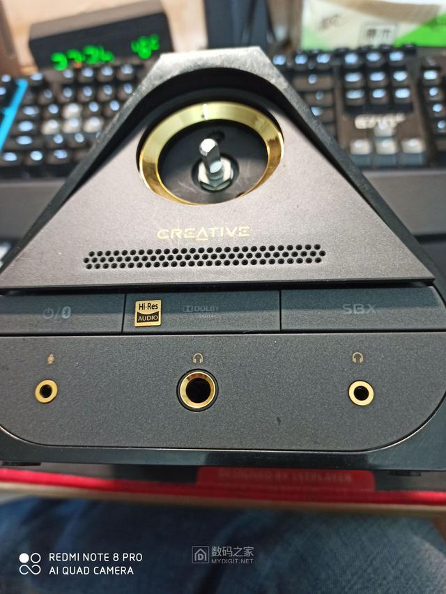 曾经的旗舰，创新SoundBlaster X7外置独立声卡详细微观拆解！