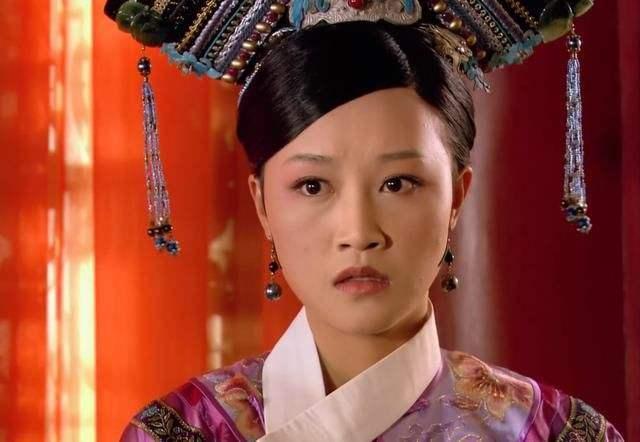 被蓝盈莹美到了，《浪姐》初舞台好惊艳，私服