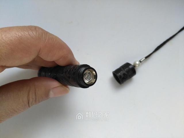 轻轻一吹即可点燃，现代火折子USB充电打火机拆