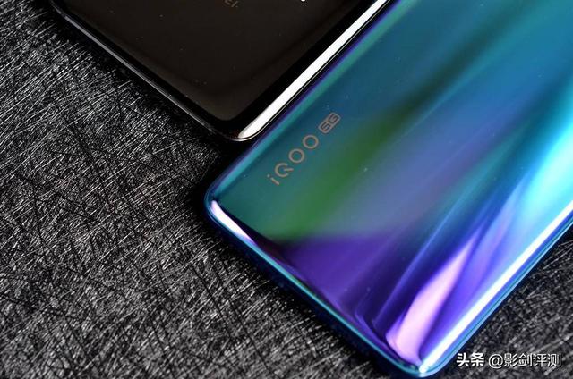 发烧友眼中的性价比水桶旗舰机：HIFI音质+长续航