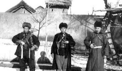 彭老总横扫马家军，为上万红军报仇，徐帅逝世，骨灰撒祁连山