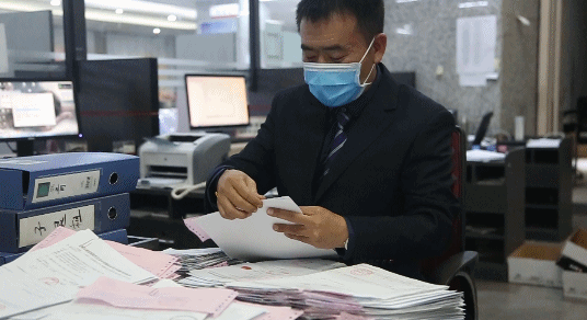 「复工复产一线最美公租房人」袁旻：舍小家、顾大家的实干家